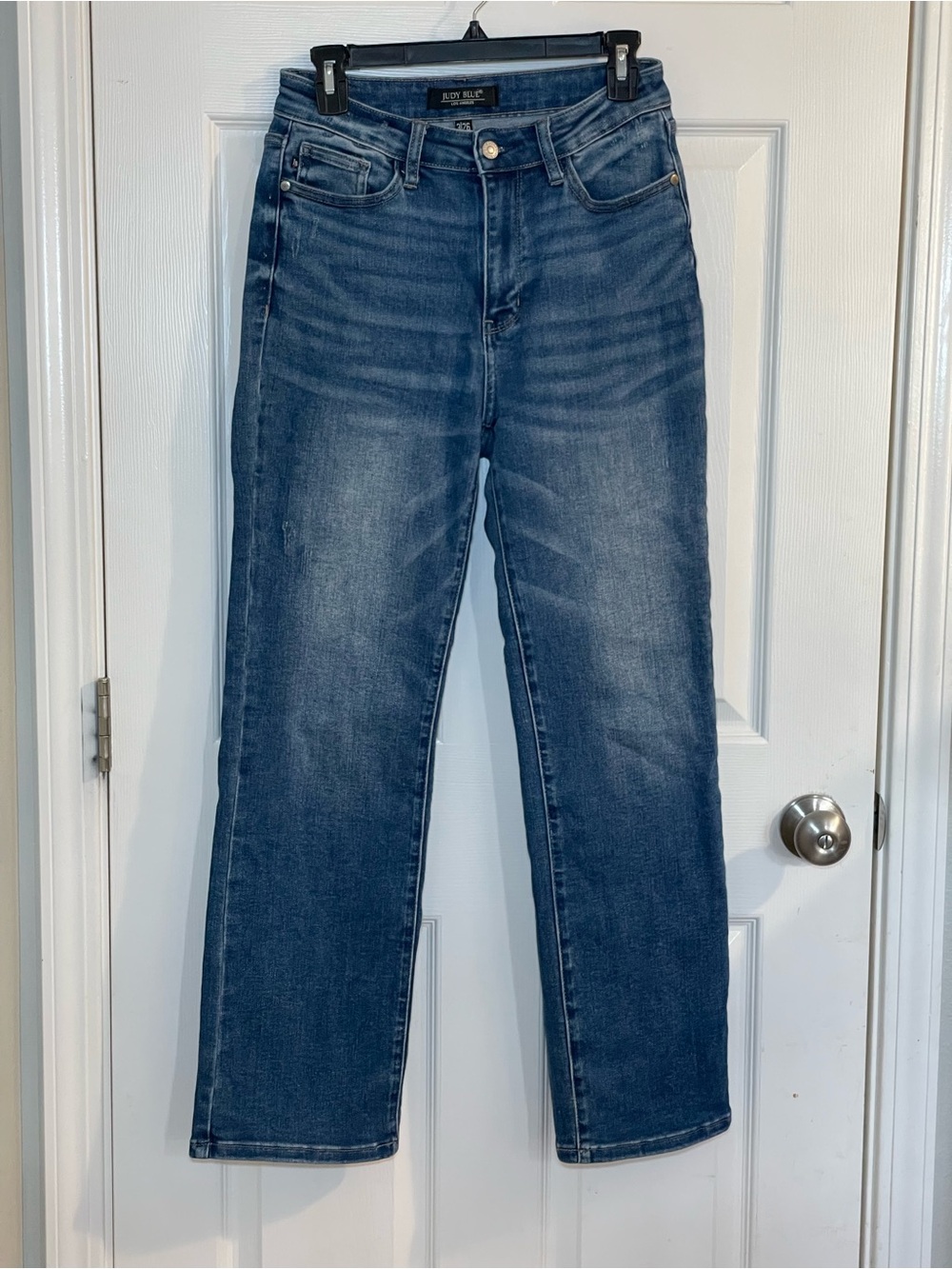 Judy Blue Medium Blue High-Rise Straight Jeans Size 26